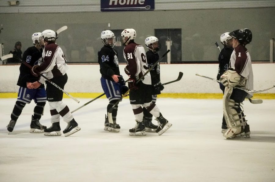 Milfords Varsity Hockey falls to Lakeland