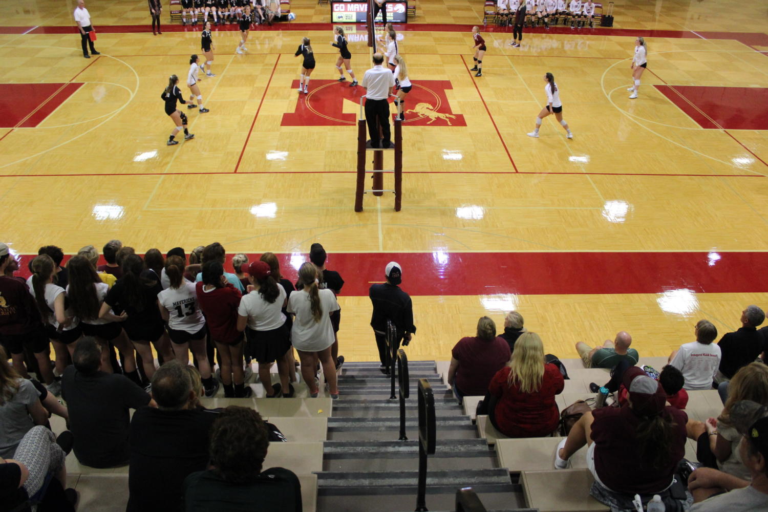 The Milford Volleyball team kicked off conference play with a win over Walled Lake Northern in 5 sets. 