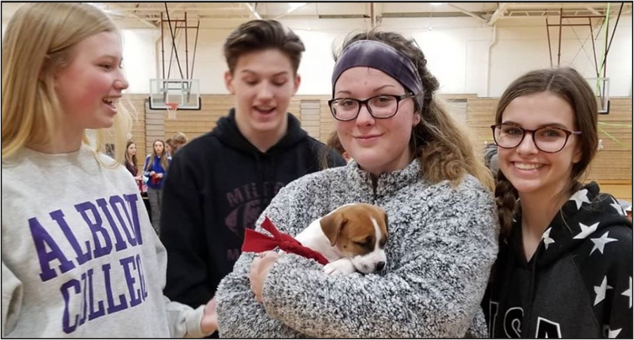 Libby Tolsma, Garrison Stehr, Natalie Preston and Ava Fischer gather during the event, which raised more than $1,000. 
