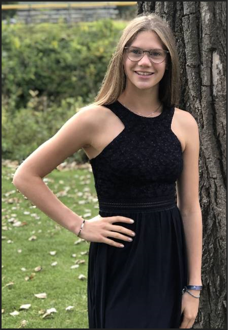 Senior Jule Hattig before MHS’ Homecoming dance 