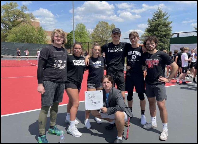 Caleb Holmes-McGahan, Noelle Fitzgerald, Addison Krzyzak, Ethan Ostin, Logan Laughery, Reid Bentz and Josh Raya after their round of MavBall.