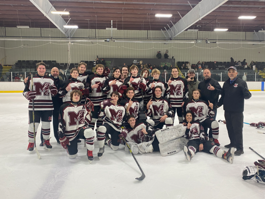 The Mavs celebrate their Lakes Valley Conference victory 