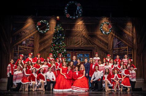 The Milford Theatre Company performed White Christmas as its 2022 fall musical (Photos courtesy of Tara Johnson Photography).